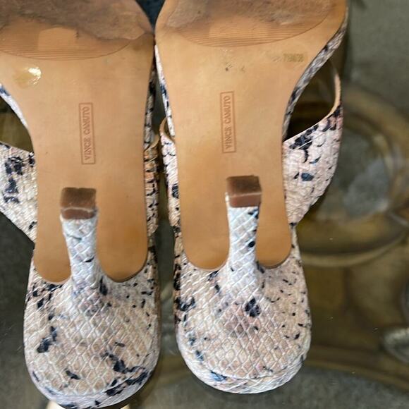 Sandles Vince camuto snake pattern multi color 3” heel - Picture 2 of 5